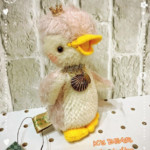 可愛いピンクのぺんちゃんです